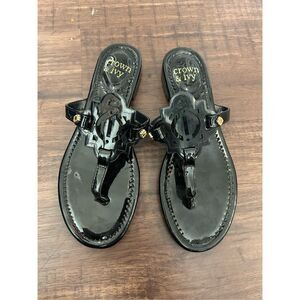 Crown & Ivy Wylie Thong Sandals Black Patent Flip Flops, Sz 6, MSRP $55